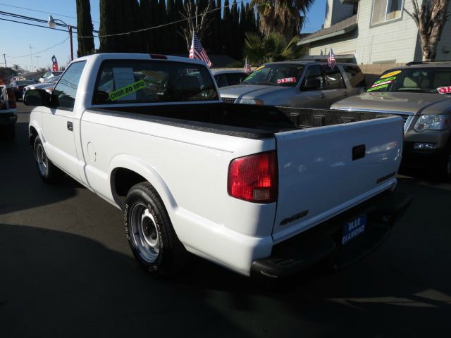2003 Chevrolet S10 4wd