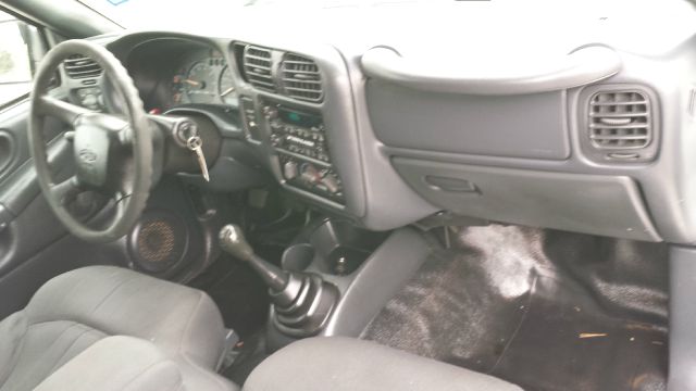 2003 Chevrolet S10 4wd