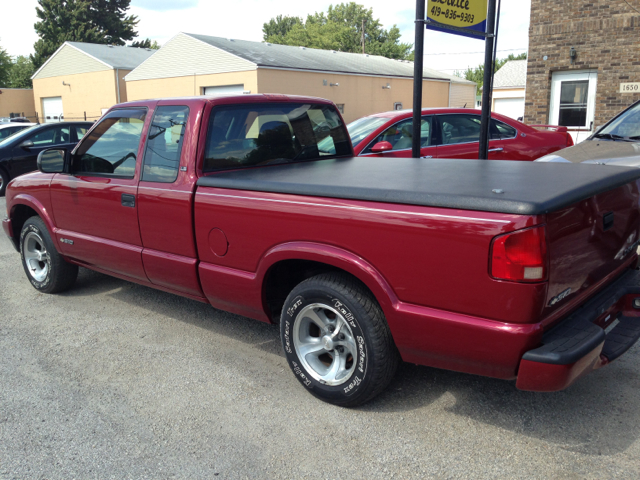 2003 Chevrolet S10 4dr Sdn Auto GLS w/XM