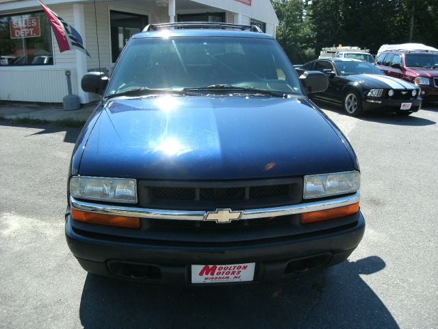 2003 Chevrolet S10 C300 Luxury Sedan 4D