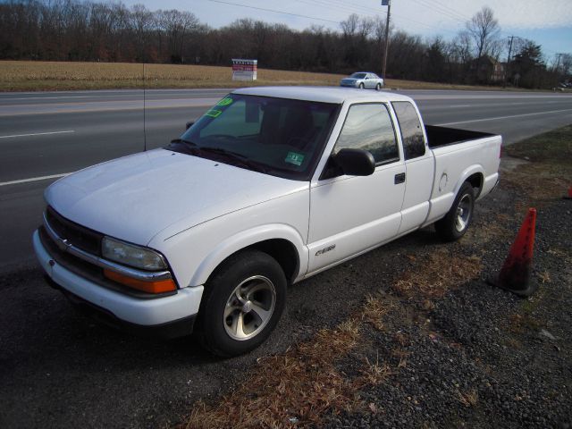 2003 Chevrolet S10 4dr Sdn Auto GLS w/XM