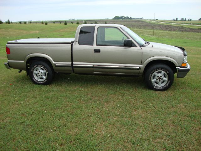 2003 Chevrolet S10 Handicap Lift And Control Leg 1 Owner