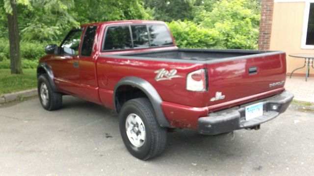 2003 Chevrolet S10 Handicap Lift And Control Leg 1 Owner