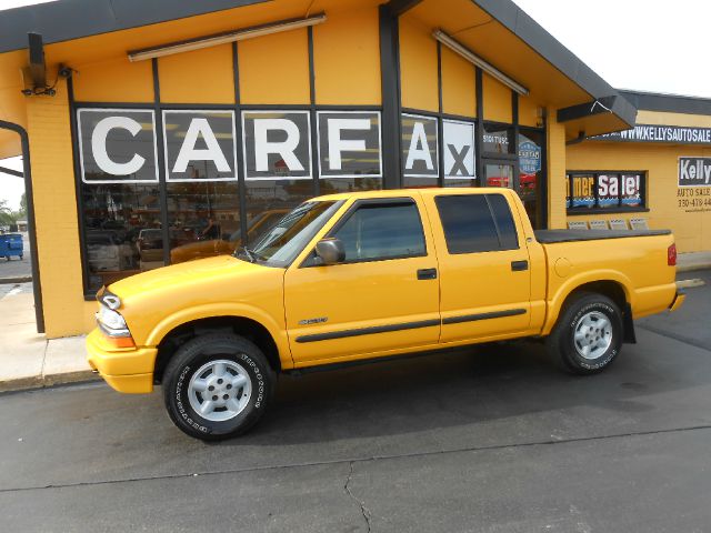 2003 Chevrolet S10 C300 Luxury Sedan 4D