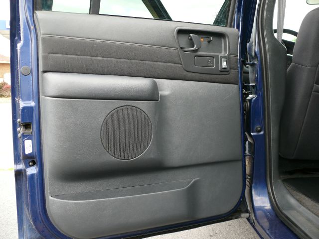 2003 Chevrolet S10 C300 Luxury Sedan 4D