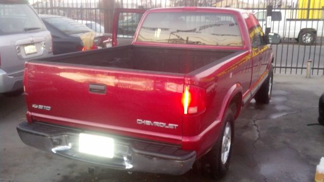2003 Chevrolet S10 Handicap Lift And Control Leg 1 Owner