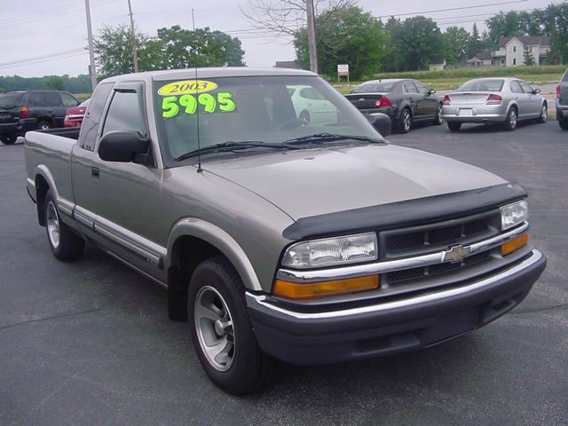 2003 Chevrolet S10 4dr Sdn Auto GLS w/XM