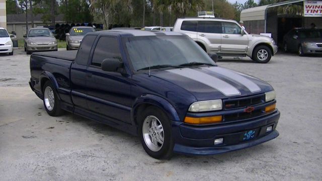 2003 Chevrolet S10 4dr Sdn Auto GLS w/XM
