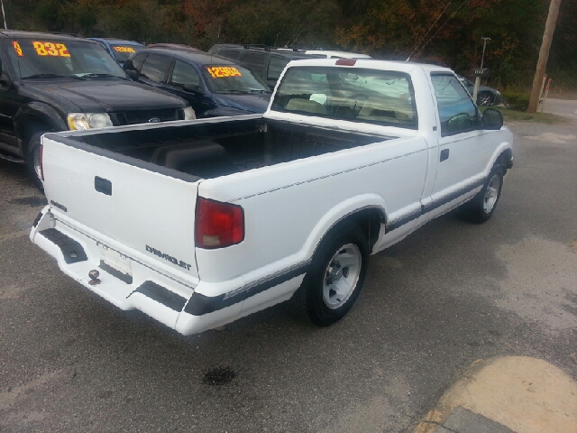 1996 Chevrolet S10 Pickup Supercrew-short-limited-nav-22 INCH Rims-1 Owner