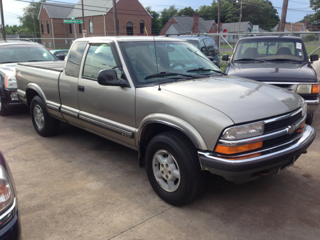 1998 Chevrolet S10 Pickup Handicap Lift And Control Leg 1 Owner
