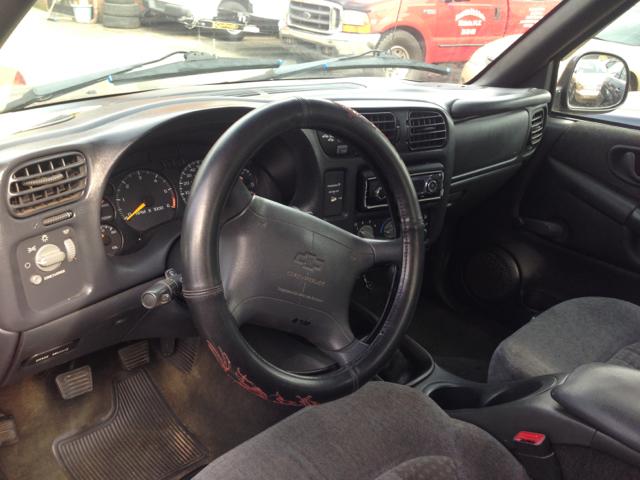 1998 Chevrolet S10 Pickup Handicap Lift And Control Leg 1 Owner