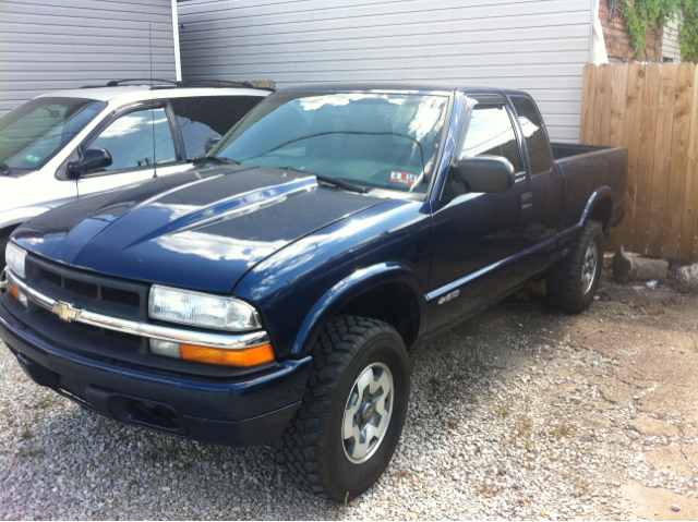 2000 Chevrolet S10 Pickup Handicap Lift And Control Leg 1 Owner