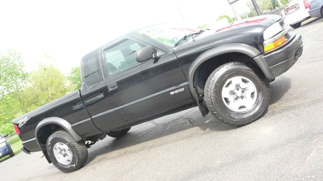 2003 Chevrolet S10 Pickup 3.5 SE Coupe