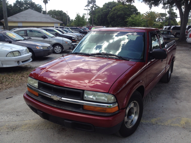 2003 Chevrolet S10 Pickup 4dr Sdn Auto GLS w/XM