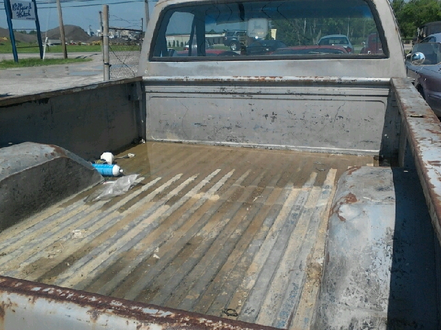 1984 Chevrolet Silverado ES 2.4L AUTO