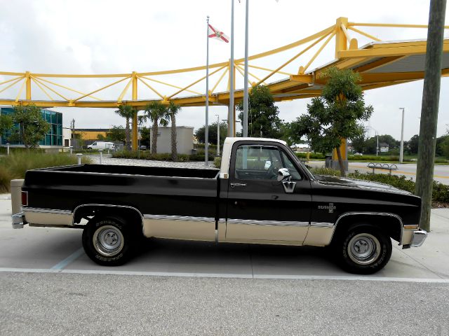 1984 Chevrolet Silverado 14 Box MPR