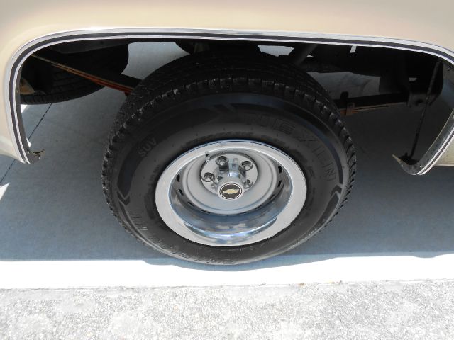 1985 Chevrolet Silverado W/leather