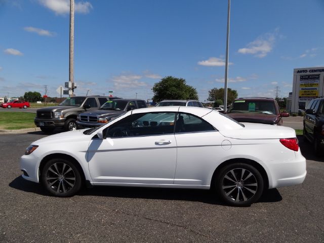 2011 Chrysler 200 3.5L R350 AWD