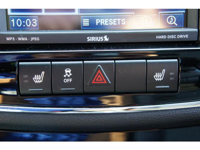 2011 Chrysler 200 SLT 25