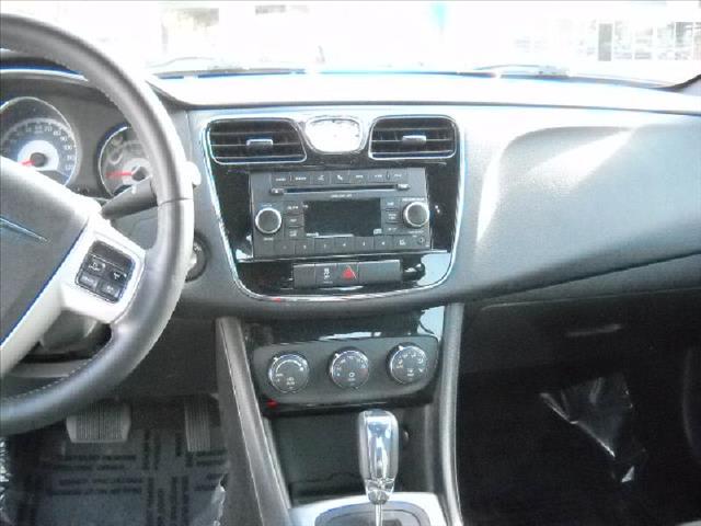 2011 Chrysler 200 3.5