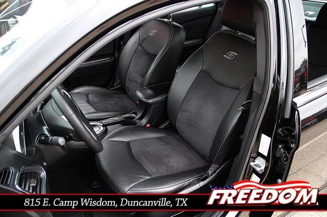 2011 Chrysler 200 Unknown