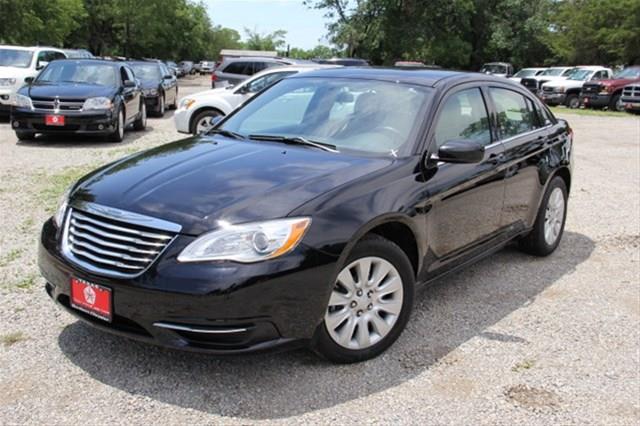 2011 Chrysler 200 Elk Conversion Van