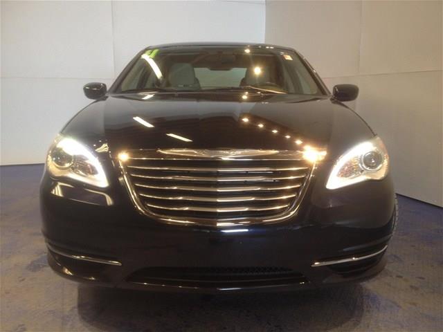 2011 Chrysler 200 3.5