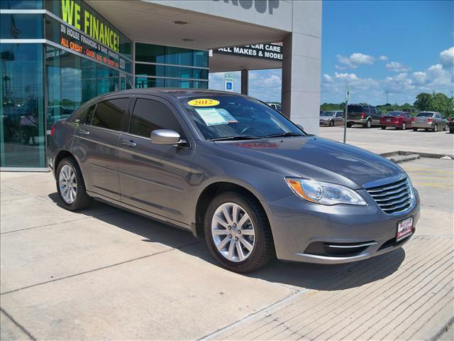 2012 Chrysler 200 RX 35