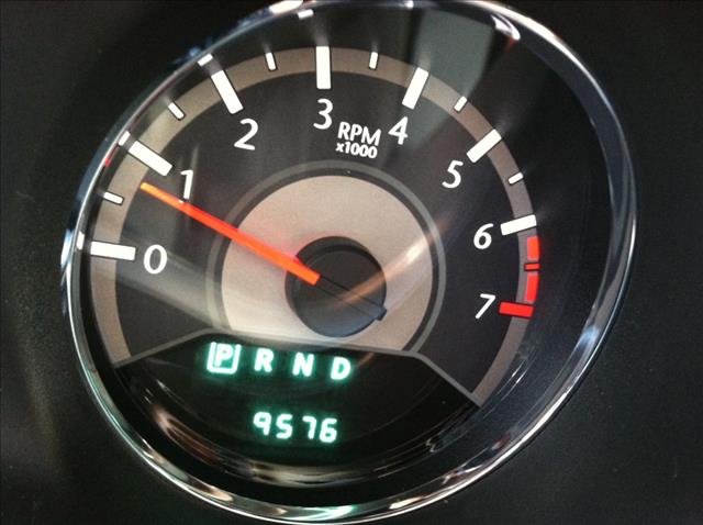 2012 Chrysler 200 SLT 25