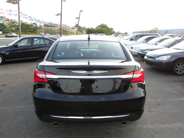 2013 Chrysler 200 4x4 6 Speed