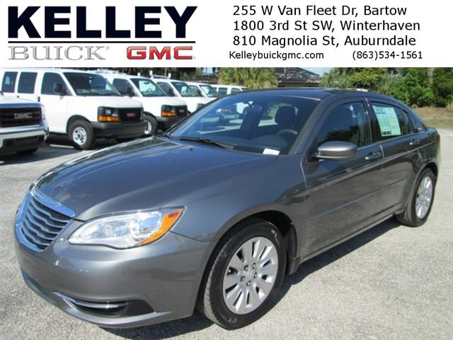 2013 Chrysler 200 4DR SE (roof)