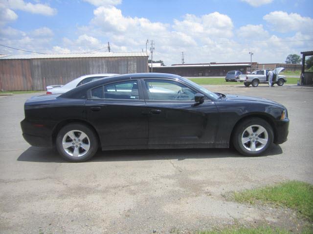 2013 Chrysler 200 SLT 25