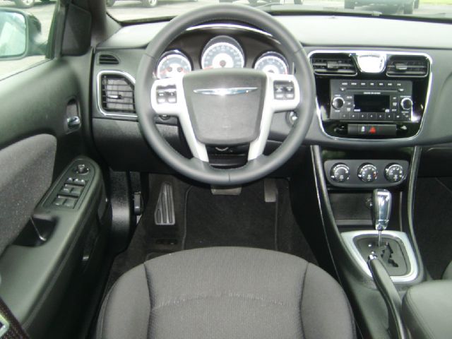2013 Chrysler 200 3.5