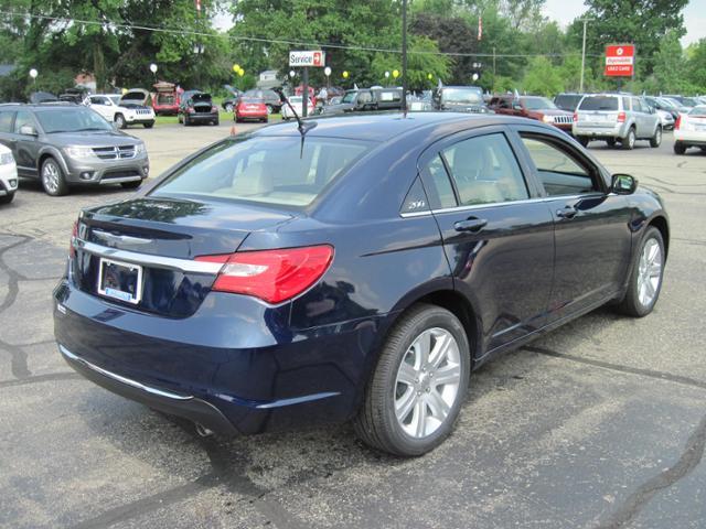 2013 Chrysler 200 3.5