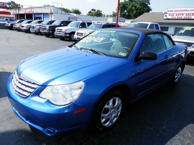 2014 Chrysler 200 Unknown