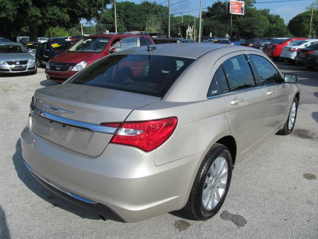 2014 Chrysler 200 3.5