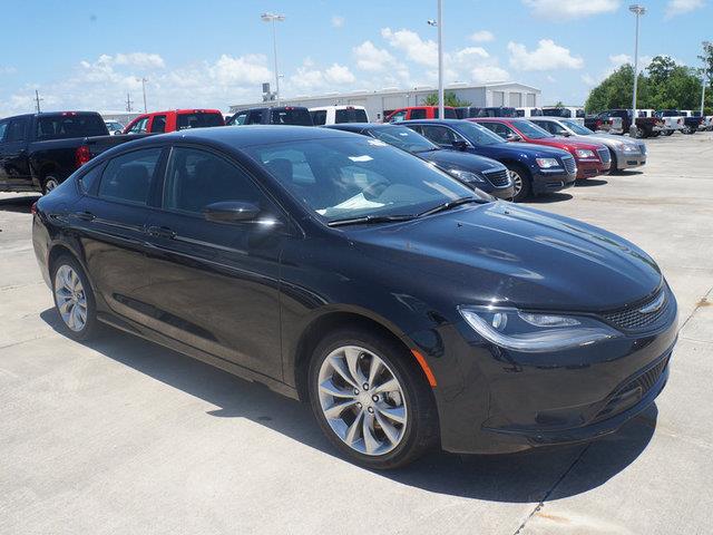 2015 Chrysler 200 SLT Club-cab