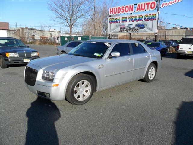 2005 Chrysler 300 3.5