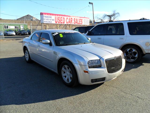 2005 Chrysler 300 3.5