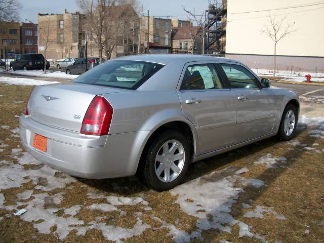 2005 Chrysler 300 3.5