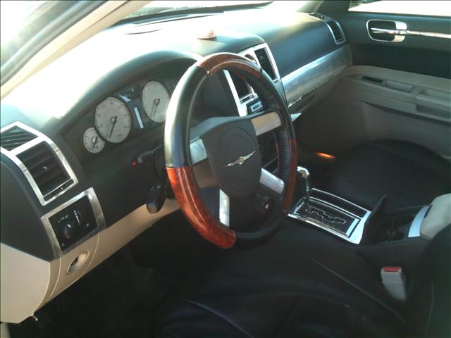 2005 Chrysler 300 3.5