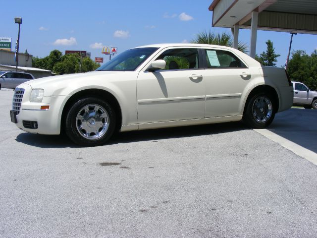 2005 Chrysler 300 3.5