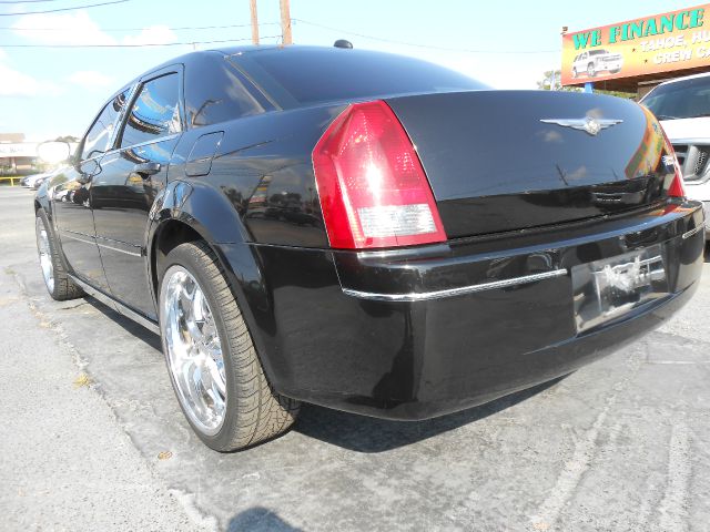 2005 Chrysler 300 3.5
