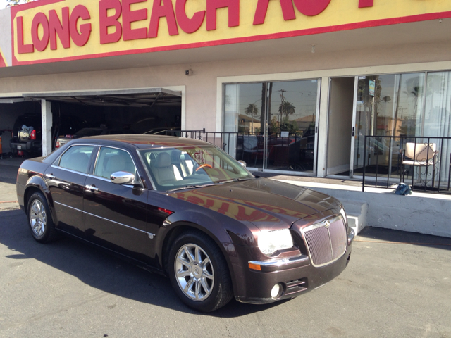 2005 Chrysler 300 Regular Cab