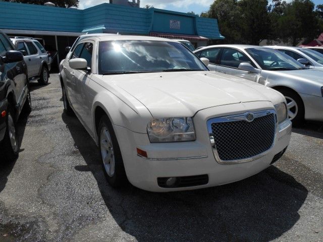 2005 Chrysler 300 3.5