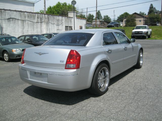 2005 Chrysler 300 3.5