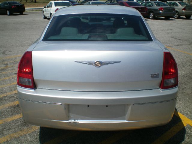 2005 Chrysler 300 3.5