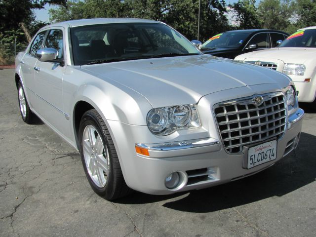 2005 Chrysler 300 C1500 Scottsdale