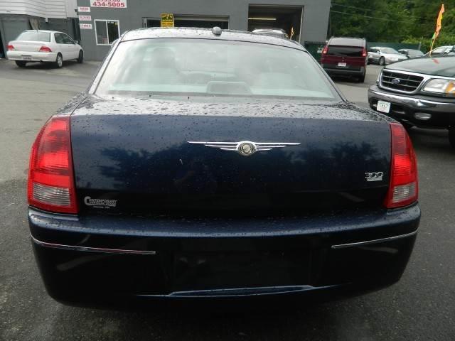 2005 Chrysler 300 RX 35