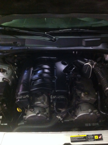 2005 Chrysler 300 SLT 25